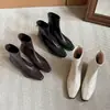 Botas finas versátiles estilo coreano de suela silenciosa para ir al trabajo, colección otoño e invierno 2026, tacón grueso, tacón medio, punta cuadrada pequeña, adelgazantes, botines elásticos para mujer