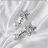 Brincos de Floco de Neve com Franjas e Diamantes Brilhantes de Novo Estilo, Brincos de Nicho Únicos e Modernos, Luxo Leve, Alta Qualidade, Brincos Elegantes e Delicados para Mulheres