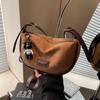 Bolsos Retro de Nicho Otoño e Invierno 2026 Bolsos Nuevos para Mujer de Moda Versátil Bolso Cruzado de Hombro Único Bolso de Hombro tipo Bollo