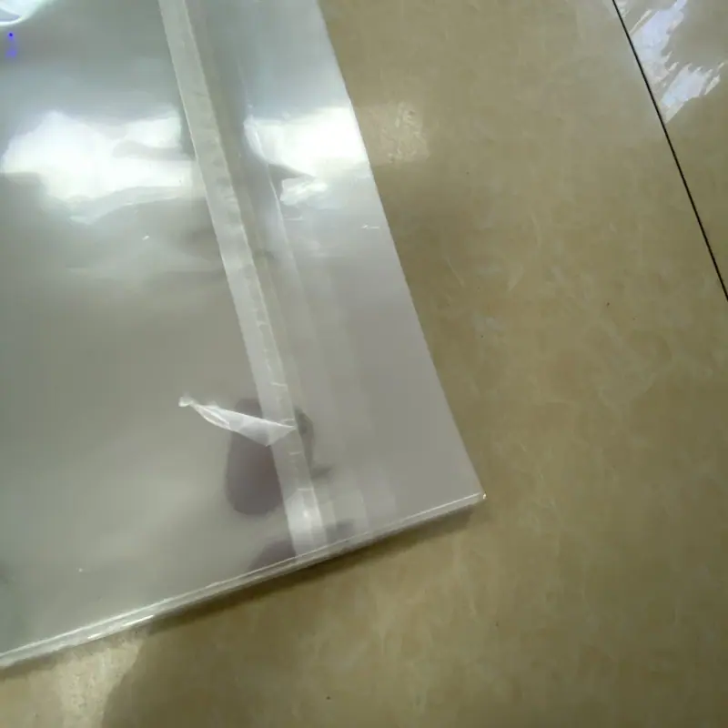 带透明胶条一个角