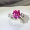 Anillo de Moissanita de 3 Quilates Colorido Ovalado Cielo Estrellado Anillo de Diamante de Forma Especial Colorido Huevo de Paloma Europeo y Americano Venta Caliente Transfronteriza