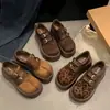 Separador de Dedos Falso Sapatos Únicos de Solado Grosso Retrô Femininos 2026 Nova Coleção Primavera/Outono Plataforma Estilo Acadêmico Aumentador de Altura Mocassins Birkenstock