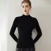 Suéter de punto de cachemira de alta gama para mujer, de cuello semialto, corte ajustado, top de capa base con un look sofisticado