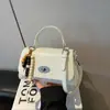 Bolso Pequeño Cuadrado Retro de Nuevo Diseño de Nicho, Bolso de Hombro Moderno y Sencillo, Bolso Cruzado de Moda con Hebilla de Cierre, Bolso de Mano para Mujer