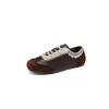 Zapatillas de entrenamiento alemanas de cuero con bloques de color estilo coreano 2026 otoño tacón bajo punta redonda piel genuina para aumentar altura viaje casual con cordones para mujer