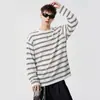 Camiseta de manga larga a rayas con bloques de color retro para otoño e invierno, estilo coreano, corte holgado, adelgazante y versátil, capa base para hombres jóvenes