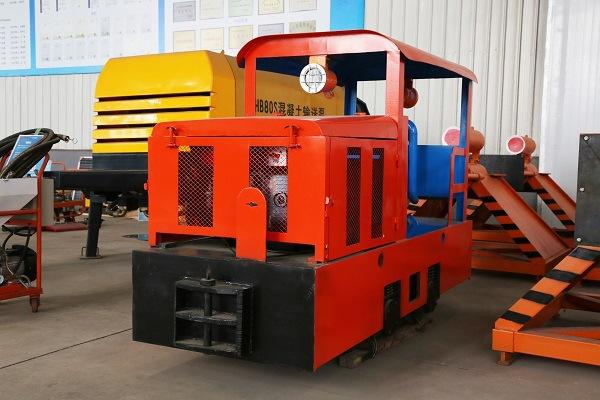 柴油机车 (7).jpg