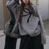 Foto Real de Otoño e Invierno 2025 Nuevo Estilo Coreano Diseño Versátil Lazo Tejido Suelto Suave Cera Cuello Redondo Suéter Pulóver para Mujer