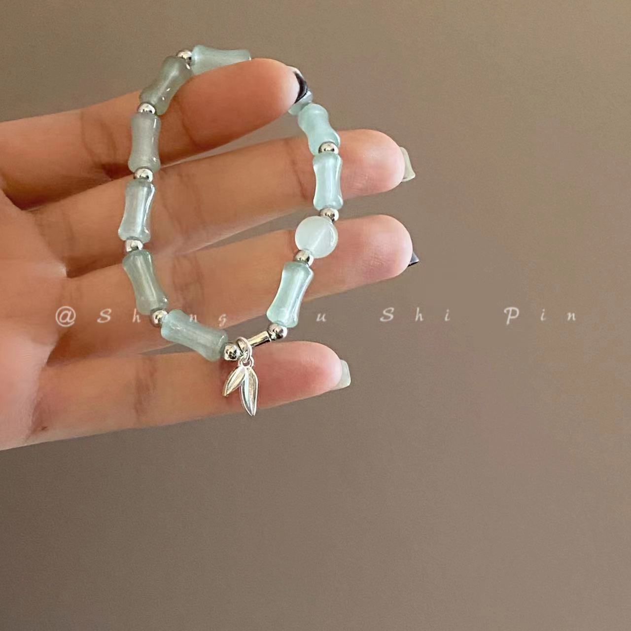 bb96a49a73373680f8693231eb76f9