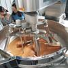 Wok Planetário para Cozinhar Açúcar com Agitação Equipamento Cor Caramelo Máquina de Envolver Açúcar com Castanha