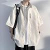 Camisa de estampa escura manga curta para homens verão solto gelo seda camisa jaqueta masculina casual marca de moda japonesa top