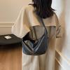 Bolso Bandolera Retro Tipo Cubo 2025 Nuevo Estilo Coreano Estilo Casual Ropa Diaria de Trabajo para Mujer Bolso Cruzado Gran Capacidad