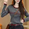 Tejido de hilo de núcleo, top de punto de manga larga a rayas rojas, superventas de otoño, talla grande, adelgazante y elegante prenda básica