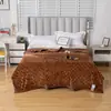 Nova manta 3D em relevo com toque delicado e texturizado, perfeita para uso doméstico, decoração de sofá e para proporcionar calor para cochilos e conforto em todas as estações.