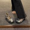 Sapatos Delicados Estilo Fada para Mulheres 2025 Verão Novo Retro Prata com Saia Salto Grosso Mary Jane Sapatos Pequenos de Couro