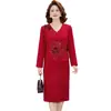 Elegante vestido para el banquete de boda de la suegra, nuevo estilo otoño 2026, vestido para madre joven con bordado elaborado
