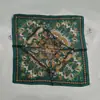 Pañuelo cuadrado estampado de leopardo bufanda coreana femenina de seda versátil pañuelo para el pelo bufanda retro flor de anacardo pañuelo cuadrado pequeño venta al por mayor