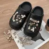 Zuecos de Nuevo Estilo con Hebillas Decorativas DIY, Aspecto Moderno y de Alta Gama, Hebilla de Cadena Integrada con Pedrería en Forma de Oso y Estrella