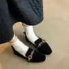 Sapatos Mocassins Quadrados Slip-On Estilo Retro Old Money Francês para Mulheres 2026 Inverno Nova Moda Fivela de Cinto Mocassins Baixos