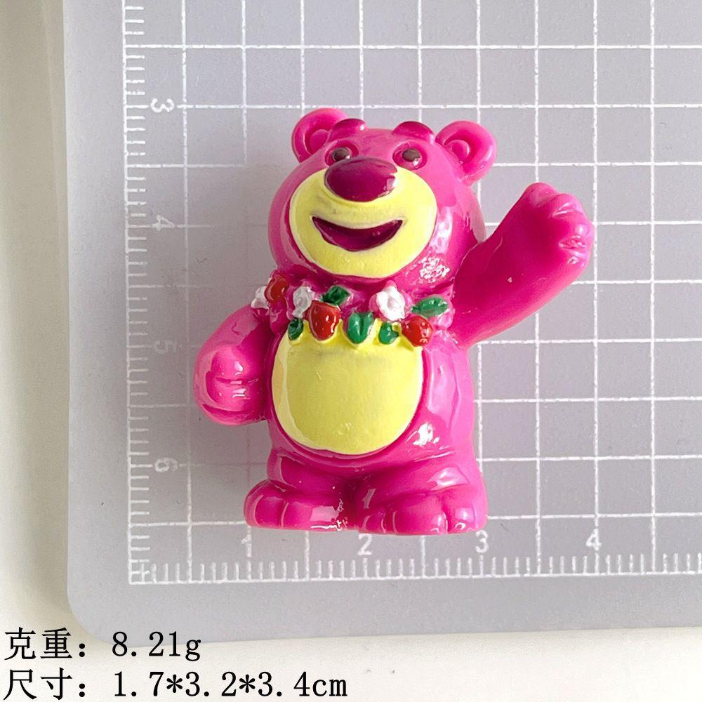 伸手打招呼小熊