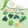 Venda Quente Transfronteiriça Pingente de Trevo Irlandês com Gotejamento Verde Liga Pingente Pulseira DIY Colar Acessórios de Joias