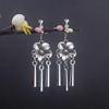 Aretes largos de borla estilo chino minoría Yunnan para mujer retro estilo Hong Kong temperamento nostálgico corte aretes de plata Xizang