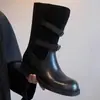 Versión de cuero~Botas de montar para mujer de estilo británico a la moda, con paneles, adelgazantes, 2026, con hebilla de cinturón, tacón grueso, botas vintage de media pantorrilla