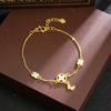Pulsera de Oro Arenas Antiguas Lujo Ligero Flor Micro-incrustada Borla de Mariposa Pulsera para Mujer de Alta Gama Versátil Color Duradero Joyería Libre de Color