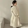 Conjunto de Niña 2026 Modelo Nuevo: Chaleco Nuevo de Estilo Chino Único y Exquisito para Niños con un Toque de Alta Gama y Vestido Pequeño Estilo Chanel para Niños Mayores