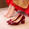 Zapatos de boda para mujer, estilo chino, de tacón alto, primavera 2024, nuevos zapatos rojos para novia, zapatos de boda rojos, tacones altos chinos Xiuhe tostados.