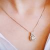 Colar com pingente de diamante quadrado de cristal brilhante Zircônia coreano corrente de clavícula simples japonesa e coreana colar curto banhado a prata para mulheres
