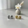 Diseño de Nicho con un Toque de Alta Gama, Sencillo y Versátil, Pendientes Irregulares Retro, Moda de Lujo Ligero, Pendientes Estilo Ins Europeos y Americanos