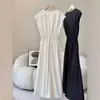 Vestido sin mangas de color liso para adelgazar la cintura, estilo minimalista de alta gama francés 3053