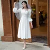 Vestido de Manga Larga Color Tostado para Novia 2026 Estilo Nuevo Borgoña Boda Compromiso Homecoming Vestido de Noche Casual para Mujer con un Toque de Alta Gama