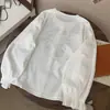 Elegante Moda para o Dia a Dia Camisa com Bordado de Uva para Mulheres 2025 Versátil Outono Novo Solto Algodão Puro Cardigan Top Transfronteiriço