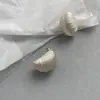 Pendientes de gancho ovalados en forma de C retro europeos y americanos para mujer, diseño de nicho, de alta gama, modernos y versátiles