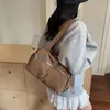 Bolsa de Ombro Simples Estilo Coreano, Bolsa de Ombro Versátil e da Moda para o Dia a Dia, Bolsa de Mão com Múltiplos Bolsos para Usar na Axila, Bolsa de Mão Tote
