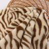 Directamente del Fabricante, En Stock Piel de Conejo Estampada, Piel de Conejo Pequeña de Alta Calidad de 10 mm con Estampado Grande de Zebra, Adecuada para Telas de Bolsos, Ropa y Pantuflas de Otoño e Invierno
