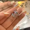 Brincos de Prata Geométricos Estilosos Estilo Coreano Design de Nicho Brincos de Estilo Frio de Alta Qualidade Novos Brincos da Moda 2025 para Mulheres