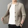 Jaqueta cardigã de malha masculina, nova jaqueta top simples de cor sólida casual da moda de outono para homens, luxo leve