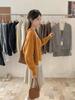 Conjunto de Dos Piezas de Chaleco y Cárdigan Tejido Giro Retro Nuevo Estilo Principios de Otoño 2025 Suéter Suave y Versátil con Efecto Adelgazante para Mujer