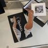 Sandalias de Tacón Alto con Pedrería 2026 Primavera Nuevas Venta al por Mayor de Fábrica Transfronteriza Moda Slip-On Tacón Grueso Tacones Altos Transparentes