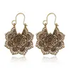 Pendientes Retro Europeos y Americanos con Borlas en Forma de U para Mujer ebay Estilo Étnico Pieza Redonda Media Luna Hueca Pendientes Largos Colgantes de Oreja