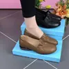 Zapatos de vestir bajos vintage versátiles de punta redonda con tacón grueso, zapatos de moda para madres, nuevos mocasines de verano para ir al trabajo