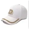 Boné Feminino Moda Primavera e Outono Estilo Coreano Fashionável Boné de Baseball com Strass Chapéu de Sol para Verão Chapéu com Etiqueta de Metal D