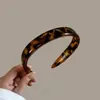 Diadema Estilo Coreano con Estampado de Leopardo para Mujer con Dientes, Antideslizante, Diseño Nuevo, Accesorio para el Cabello, Dientes de Peine, Acabado Mate, Para Lavarse la Cara, Pinza para el Cabello de Moda