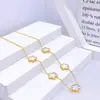 Trevo de Cinco Folhas Aço Titânio Galvanizado 18K Aço Inoxidável Pulseira de Cinco Flores Conjunto de Joias Femininas Flor da Sorte Colar Brincos