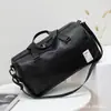 Bolsa de viaje de cuero con compartimento para zapatos, bolso de mano, bolsa de negocios casual, bolso de hombro de cuero de gran capacidad, bolso cruzado al por mayor