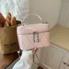 Comércio exterior estilo coreano transfronteiriço bordado de losango com linha de bordado feminina 2026 novo estilo moderno bolsa transversal de ombro com corrente de losango bolsa quadrada pequena de mão