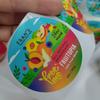 Etiqueta Personalizada Autoadhesiva Película Perlada Papel Sintético Estampado en Caliente Pegamento Mate UV Local Pegatina Cosmética Etiqueta de Química Diaria Fábrica